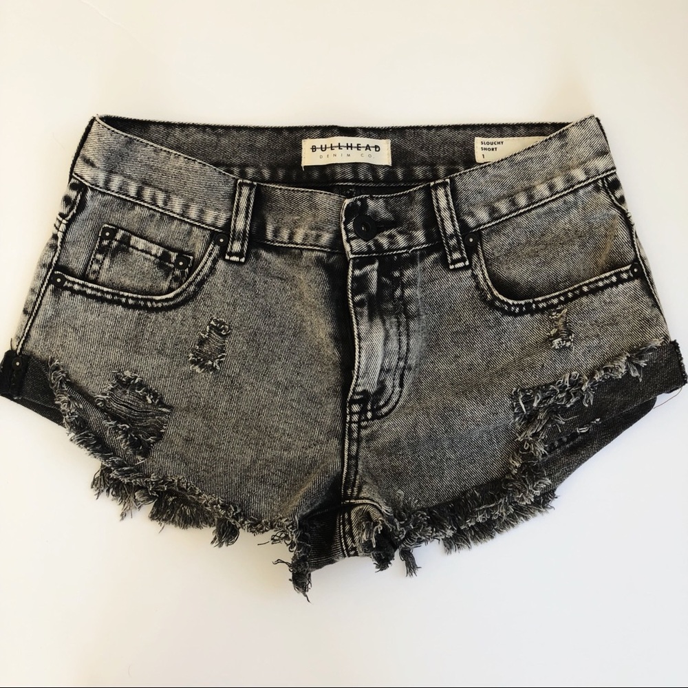 Bullhead Slouchy Shorts